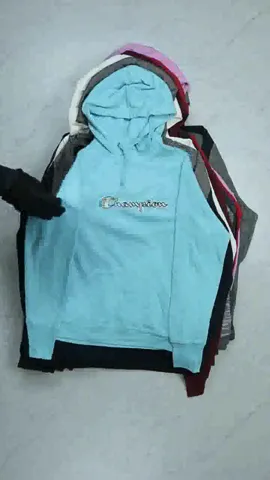 CHAMPION HOODIE /SWEATSHIRT - 15 PIECES